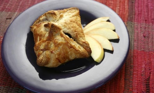 Apple-Stuffed Cinnamon Bundle